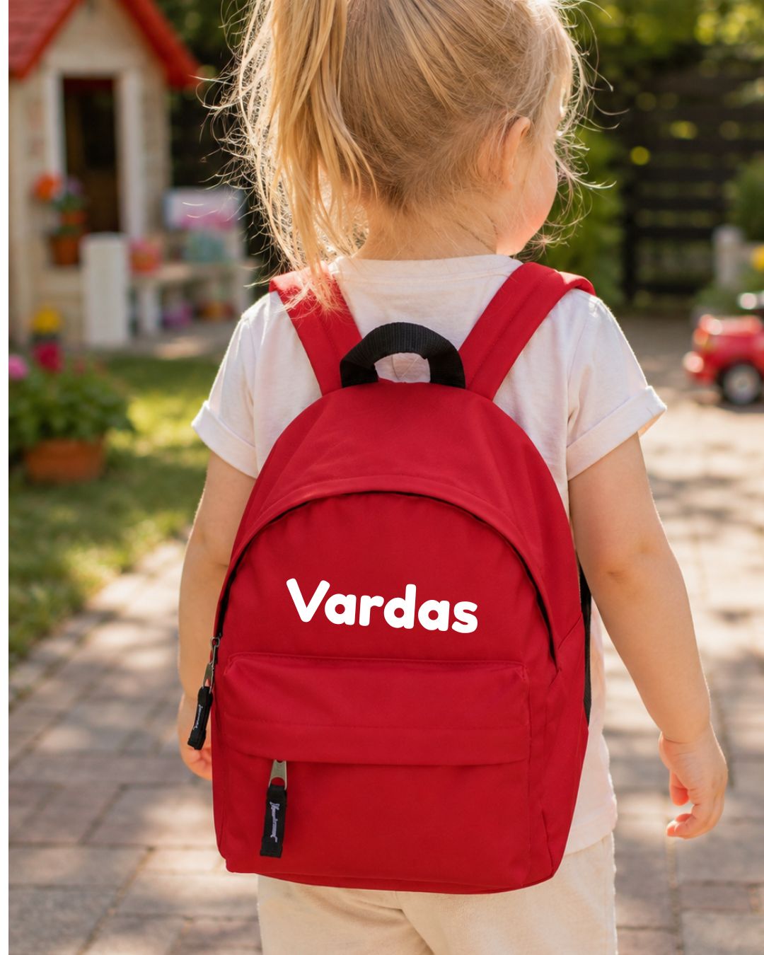 Kuprinė su vardu – raudona, darželinukams