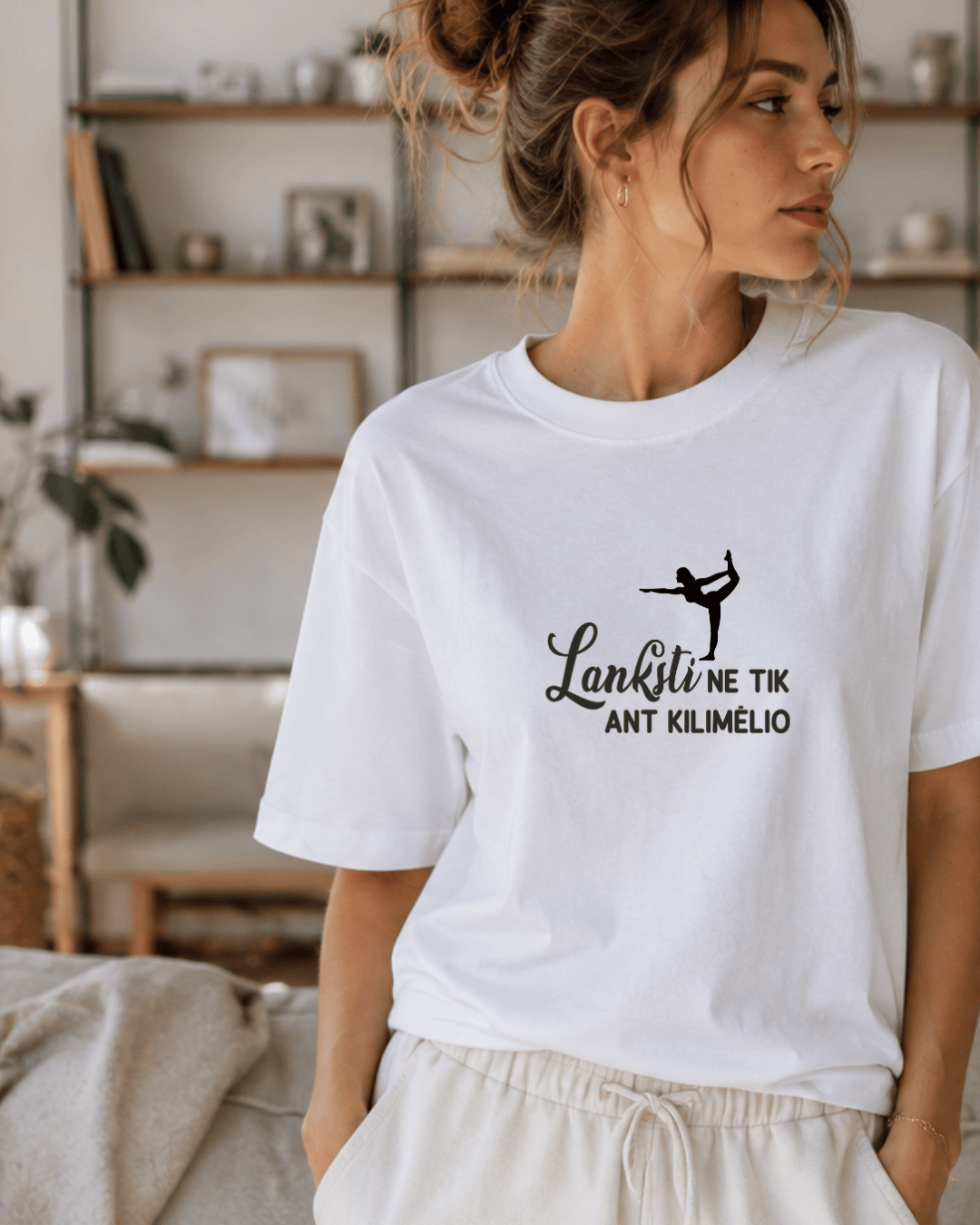 Linksmi marskineliai moterim apie joga ir lankstuma