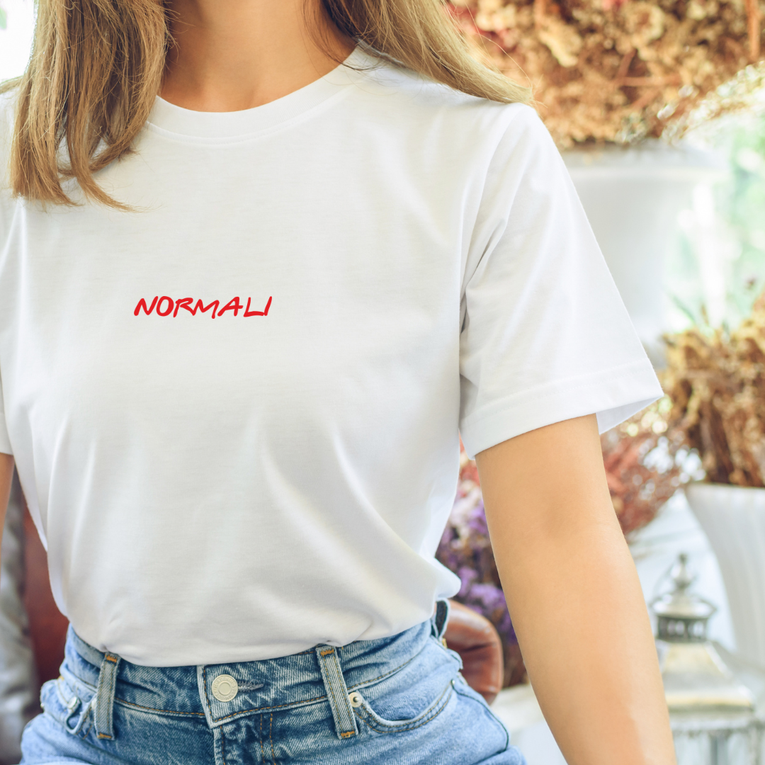 marskineliai su uzrasu "normali" unisex dydis